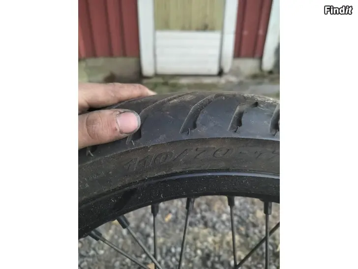 Myydään Sm fälgar
