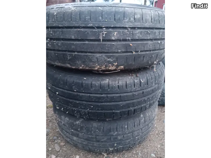 Myydään Peräkärrynrenkaat 14 tuumaa