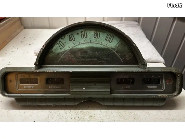 Myydään Volgan mittaristo