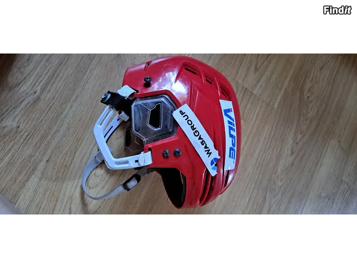 Säljes Hockeyhjälm