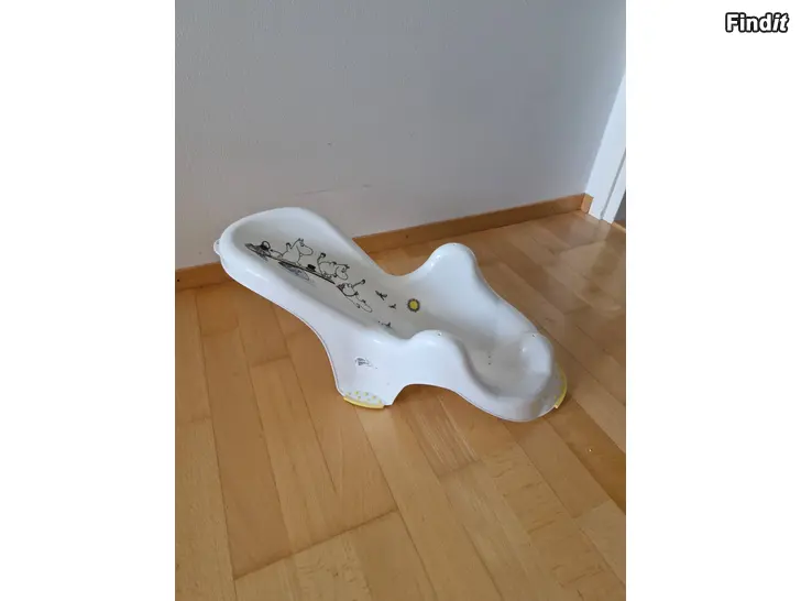 Säljes Mumin badstöd för baby
