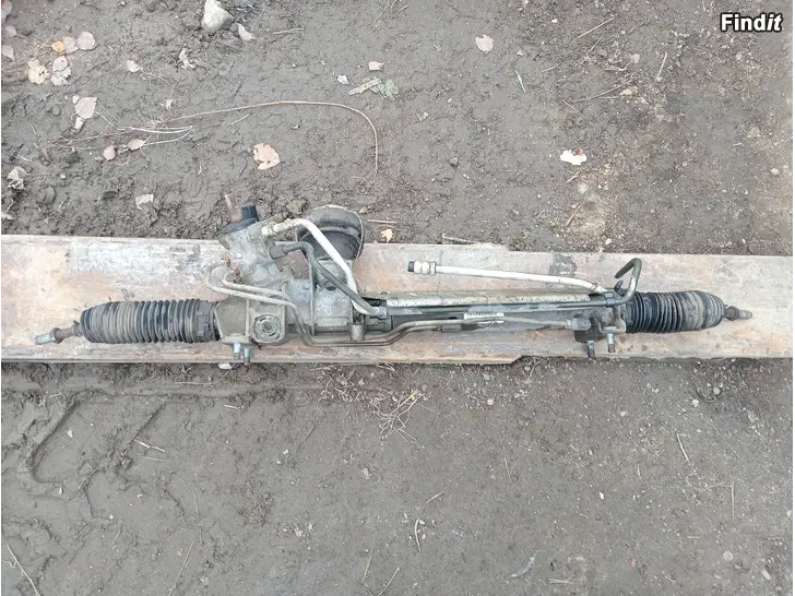 Myydään Volvo S80 2001 hammastanko 9492853