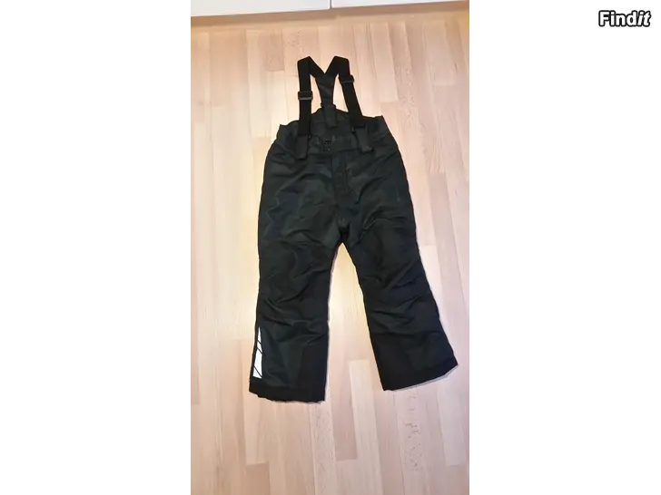 Säljes Playtech by Name It mustat toppahousut 116  -8e