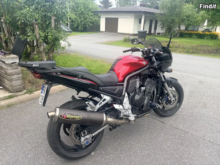 Myydään Yamaha fzs-1000