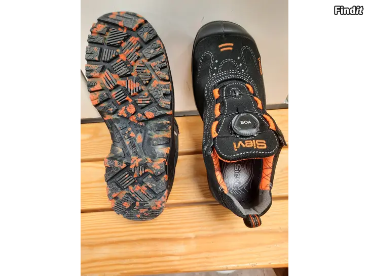 Säljes Nya Sievi arbetsskor