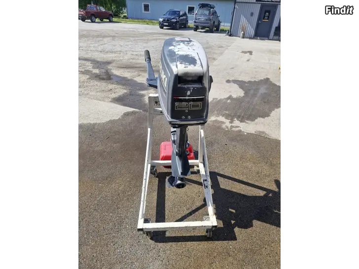 Myydään Suzuki DT20
