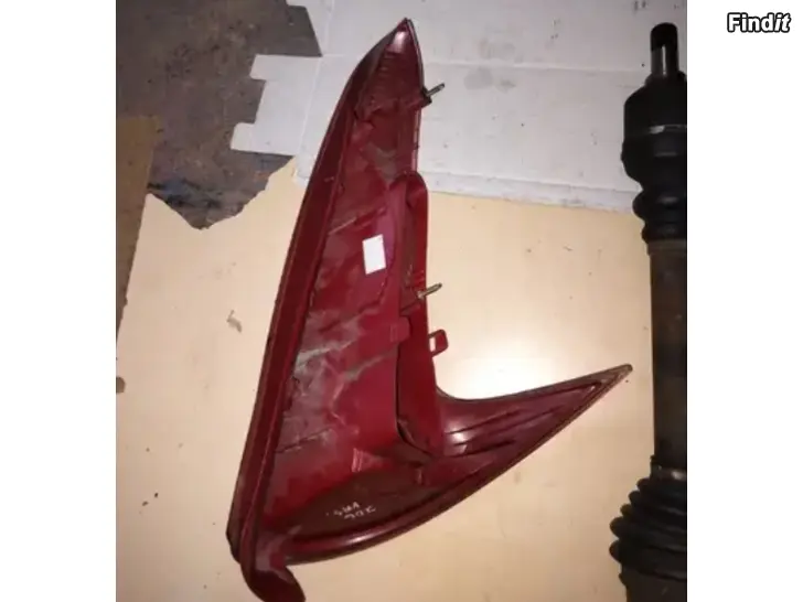 Myydään Vetoakseli takaumpio takaumpio