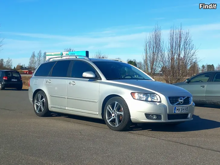 Myydään Volvo V50 1.6 Dsl Drive Classic Farm.-12