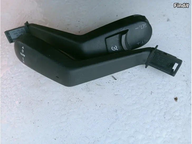 Myydään Saab 93 2005 monitoimivivut