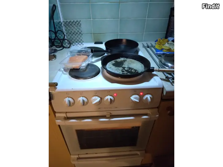 Säljes Helkama 50cm varmluftsugn spis