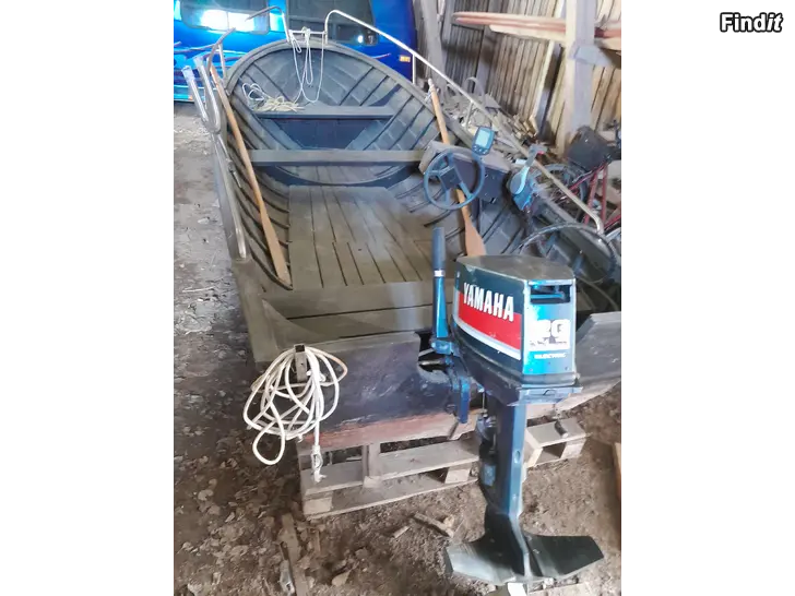 Säljes Träbåt Björköby