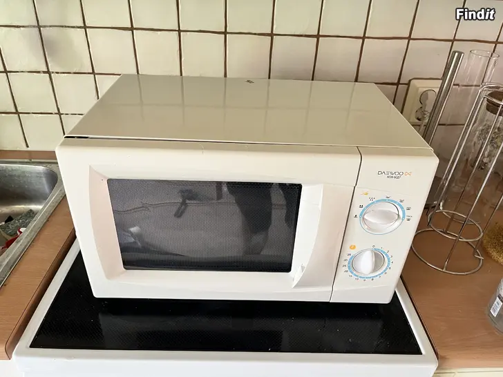 Säljes Mikrovågsugn