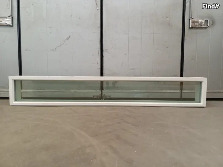 Säljes Fönster MEKA 210, 2590x390, Vit, 3K4