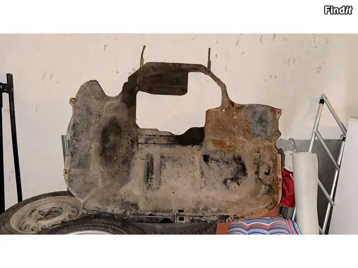 Bortges GRATIS VW T4 bottenpansar / motorskydd / pohjapanssari