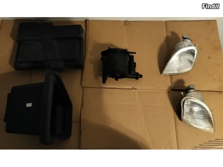 Säljes Etuvilkkut akkukotelonkanssi