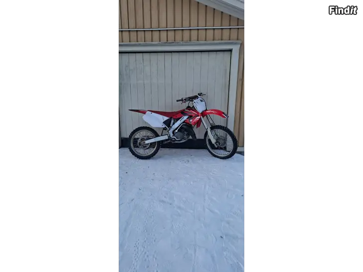 Myydään Honda cr125