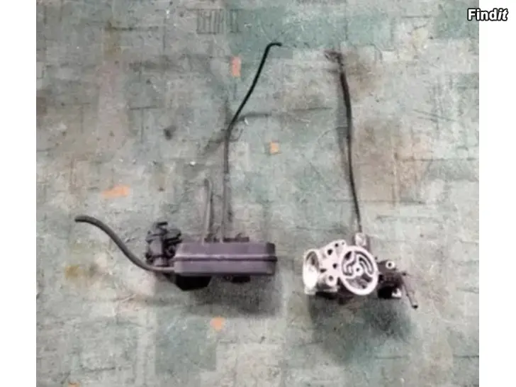 Säljes Takaluukun kahva ulkopuoli termostaattikotelo akkun kiinnike