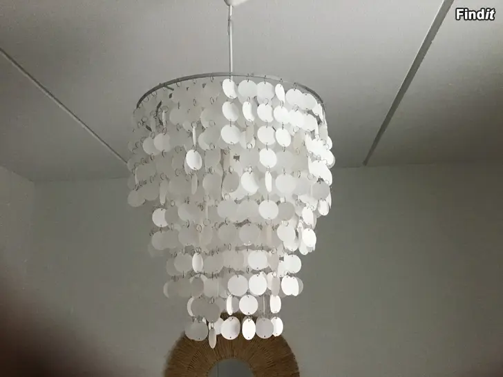 Myydään Siro kattovalaisin