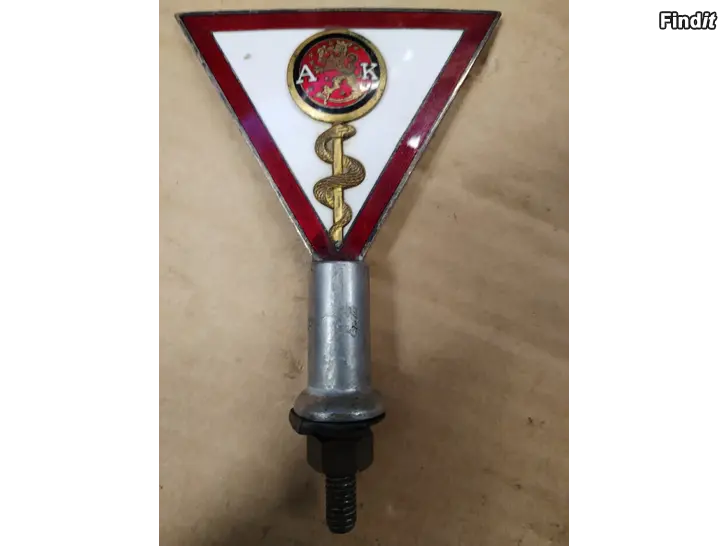 Myydään Autoklubin merkki