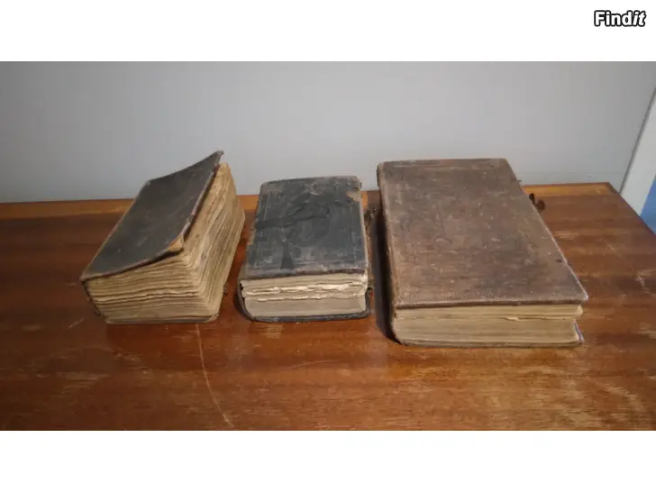 Myydään Vanhat virsikirjat