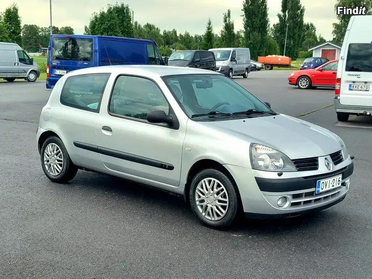 Myydään Renault Clio 1.2 Bensa AJETTU 102 TKM