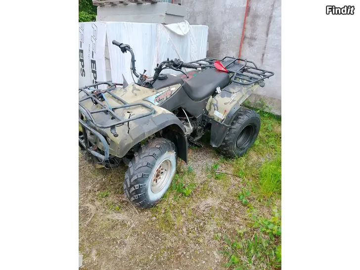 Myydään Fyrhjuling 250cc