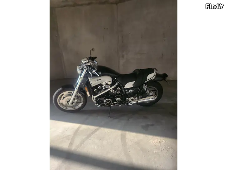 Myydään Yamaha Vmax