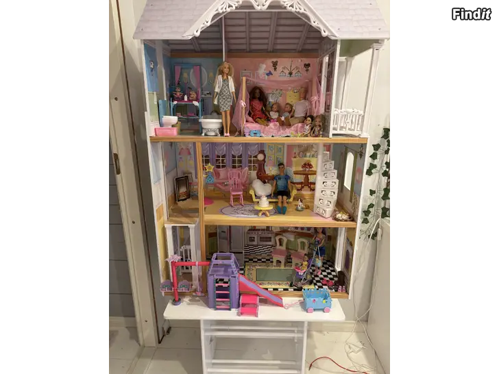 Säljes Barbiehus med rekvisita