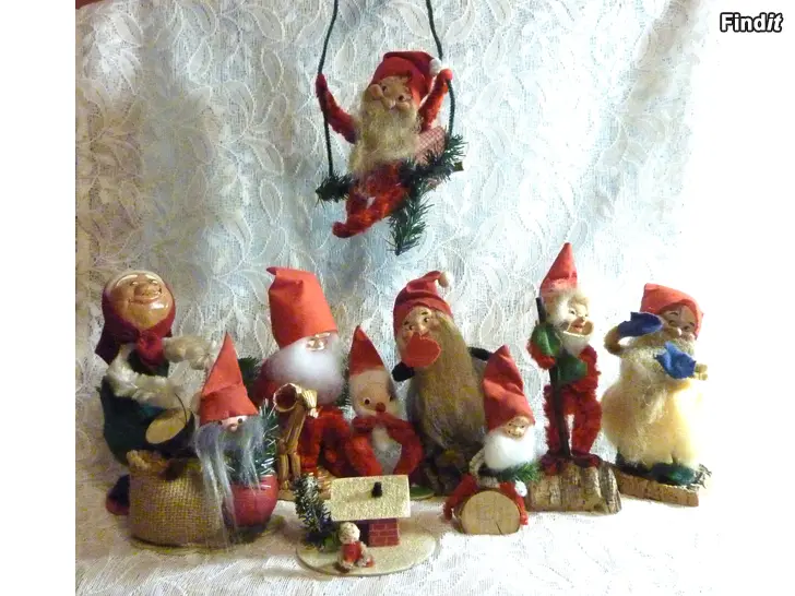 Säljes Vanhoja joulutonttuja